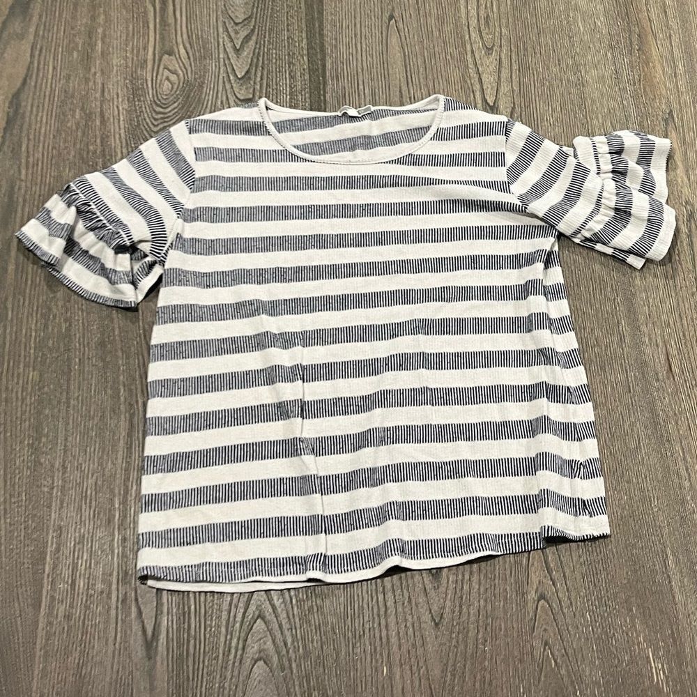 Pleione White Gray Striped Knit Scoop Neck Short Sleeve Shirt Size S